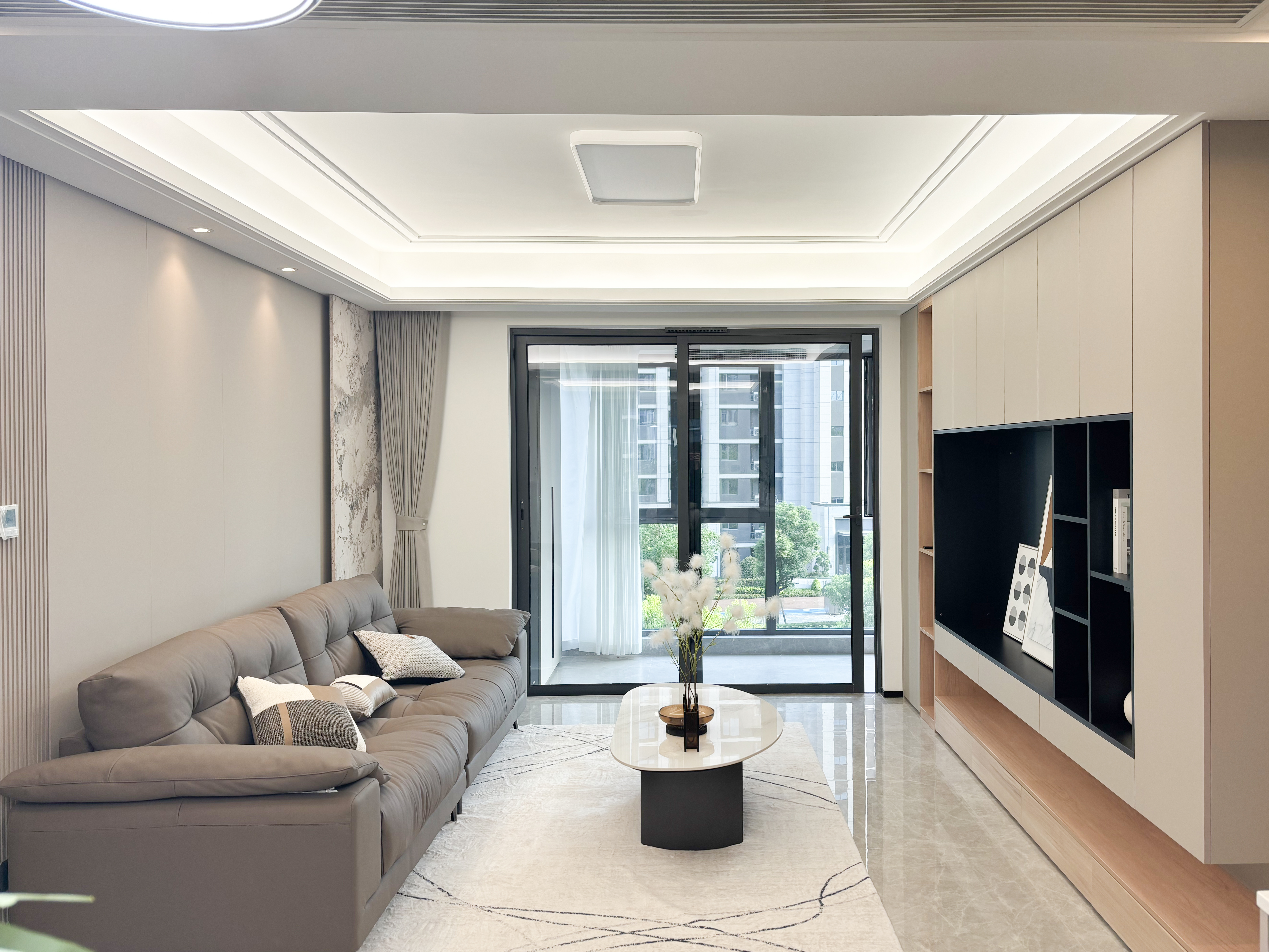 轻奢风+小户型=王炸！98㎡空间榨干术，颜值功能双满分！